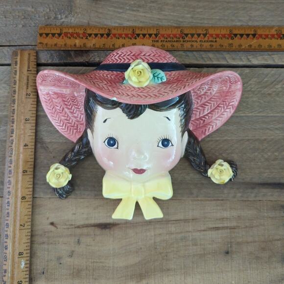 Vtg Kitschy Girl with Pigtails Wall Pocket by Thames Hand Painted Made in Japan - Picture 6 of 10